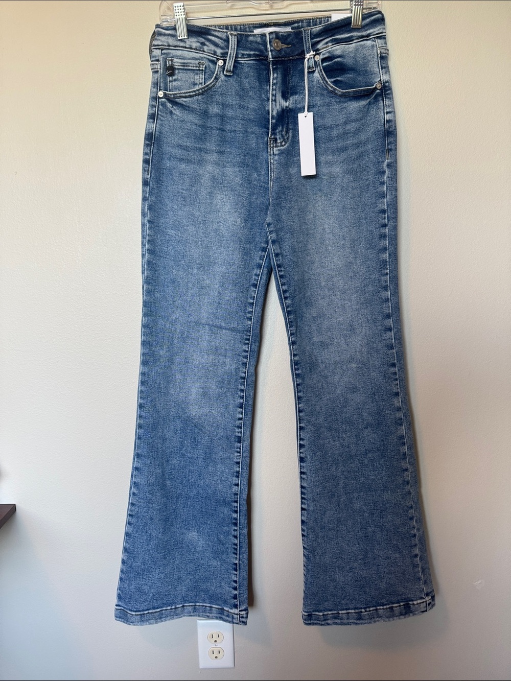 Kancan Essentials NWT High Rise Wide Flare Jeans